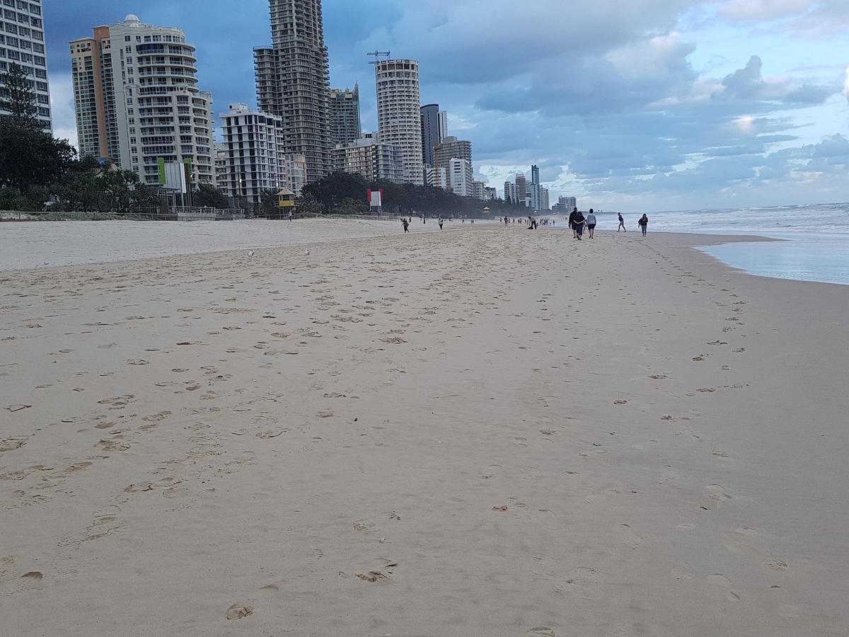 The Sands Surfers Paradise Exterior photo